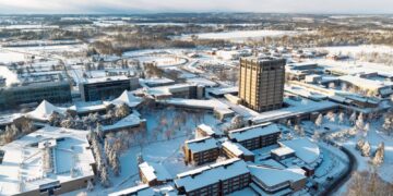 Ontario Lifts Tuition Freeze, Boosts University Funding 1 An areal shot of university campus