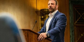 President Trump announces DHS Secretary change appointing Senator Markwayne Mullin
