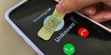 Quebec man recounts phone scam involving son impersonation and lawyer fraud