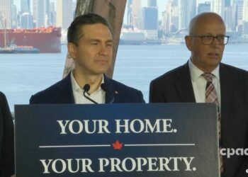 Pierre Poilievre speaking at North Vancouver rally on property rights motion